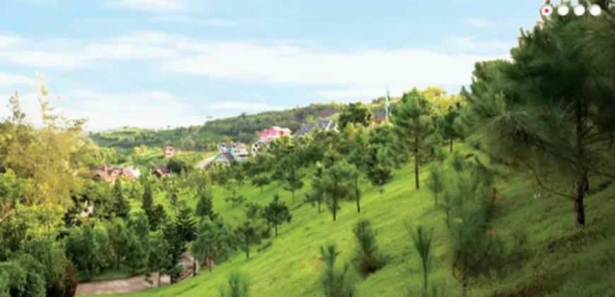 Corner Lot in Montreux Ville, Crosswinds Tagaytay
